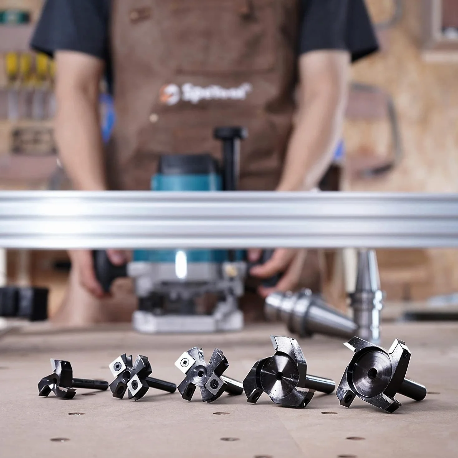 SpeTool Fresa planadora de 8 mm, vástago de 35 mm de diámetro, fresa de superficie precisa con 3 cuchillas de metal duro intercambiables (10,5 mm x 10,5 mm x 2,2 mm), 3 flautas, CNC VHM, fresa